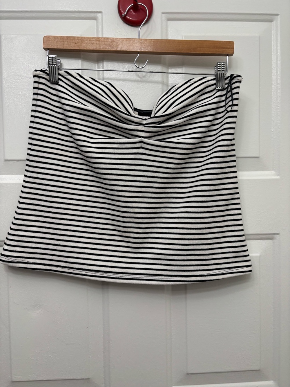 Maeve by Anthropologie Black & White Striped Strapless Twist-Front Crop Top